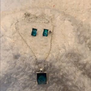 Silver necklace/earrings with aquamarine setting
